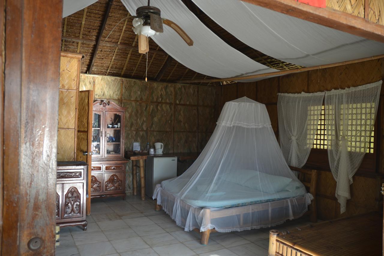 פוארטו גאלרה Bamboo Beach Resort מראה חיצוני תמונה