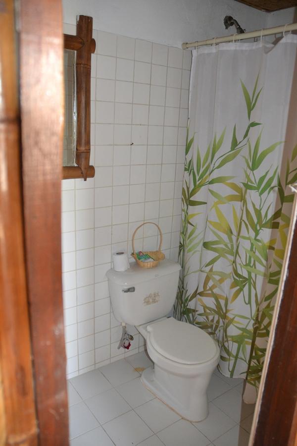 פוארטו גאלרה Bamboo Beach Resort מראה חיצוני תמונה
