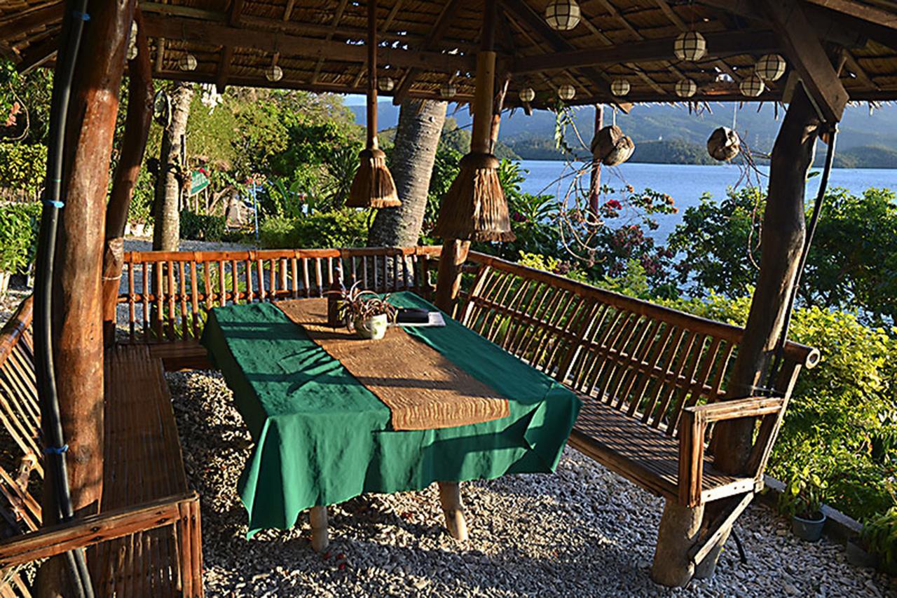 פוארטו גאלרה Bamboo Beach Resort מראה חיצוני תמונה